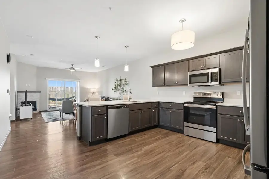 2871 Spring Rose Cir, Coralville, IA 52241 - #3