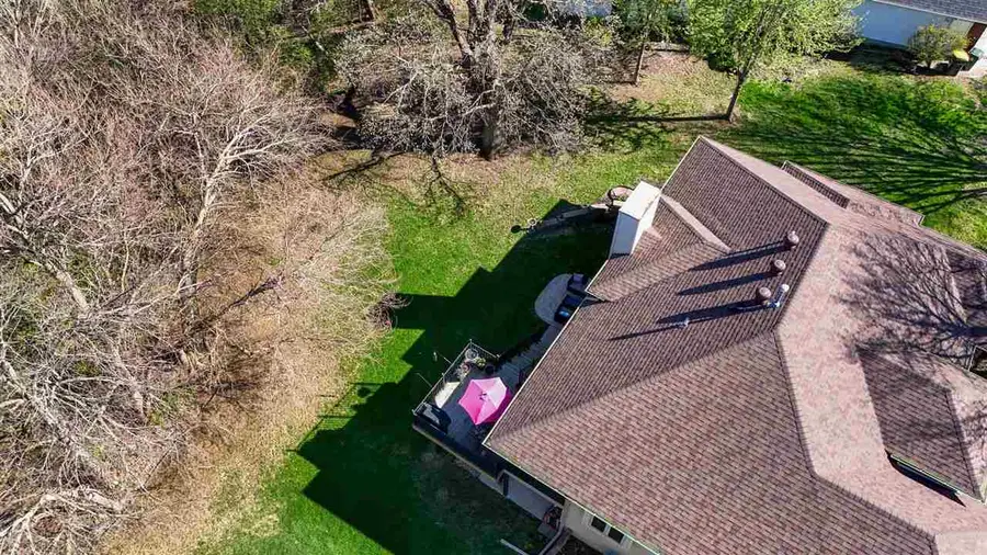 32 Donegal Pl, Iowa City, IA 52246 - #3
