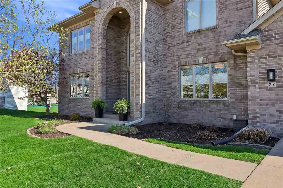 70 Larkspur Ct., Iowa City, IA 52246 - #2