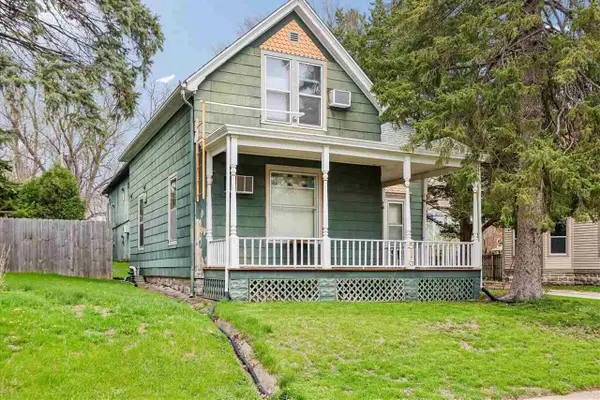 516 Church, Iowa City, IA 52240