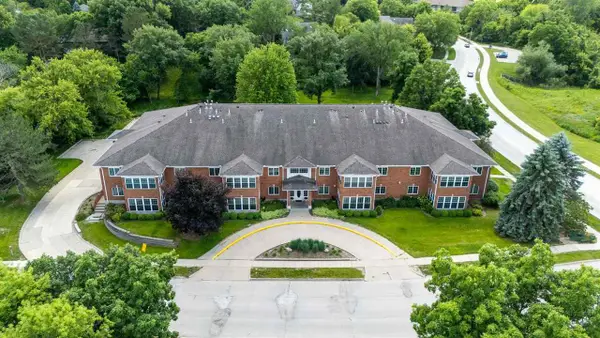 2601 Hickory Trl, Iowa City, IA 52245