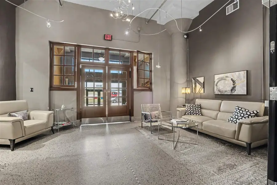 900 2nd St SE #208, Cedar Rapids, IA 52401 - #3