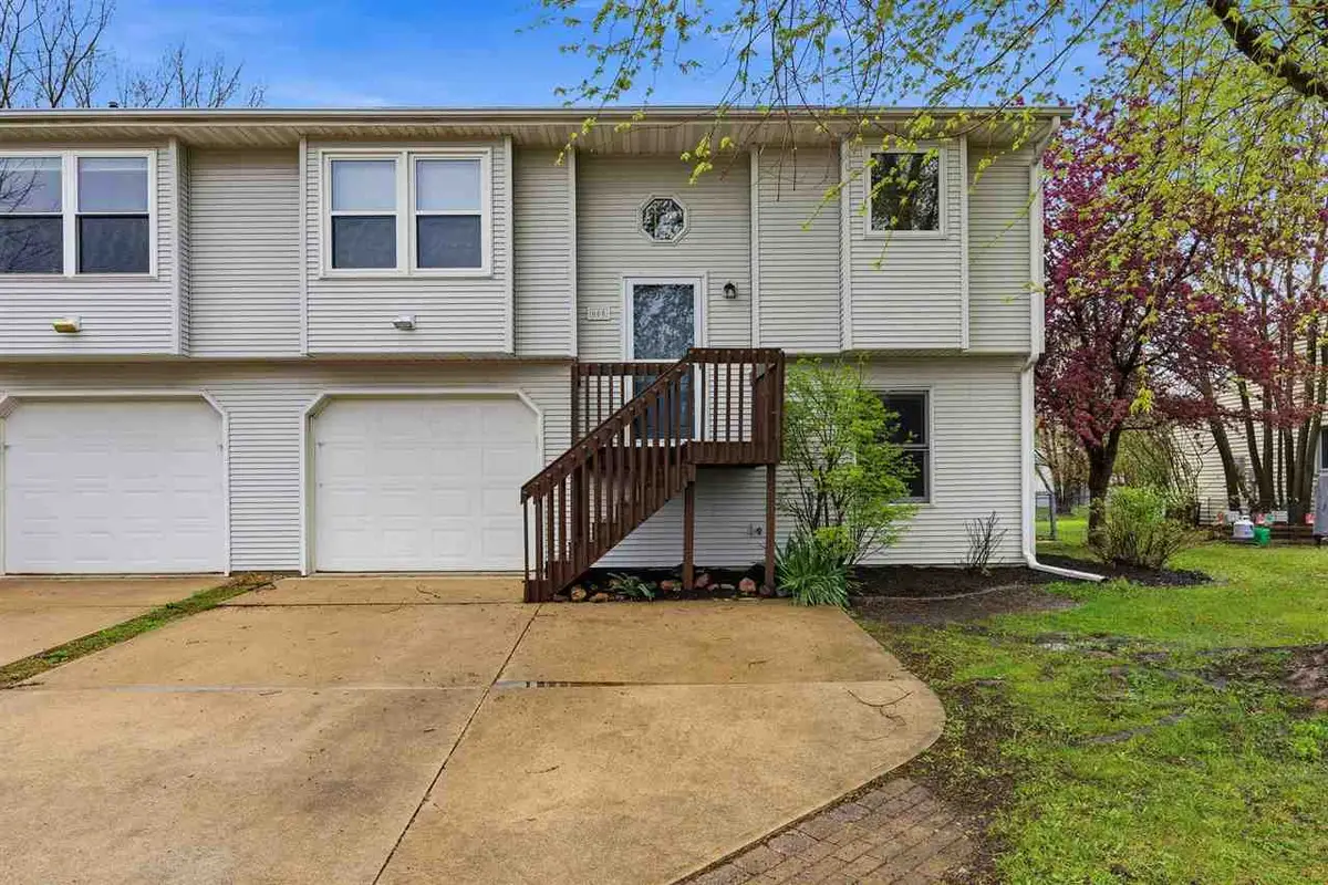 660 Molly Drive, North Liberty, IA 52317 - #1