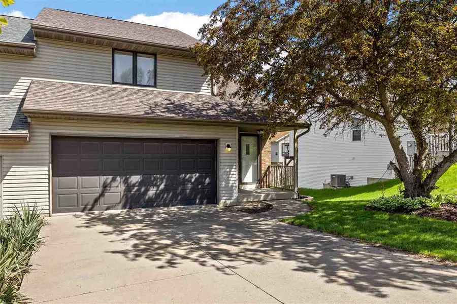 2231 14th St, Coralville, IA 52241 - #3