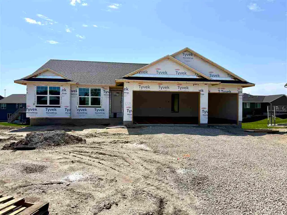 6315 Prairie Rose Cir SW, Cedar Rapids, IA 52404 - #1