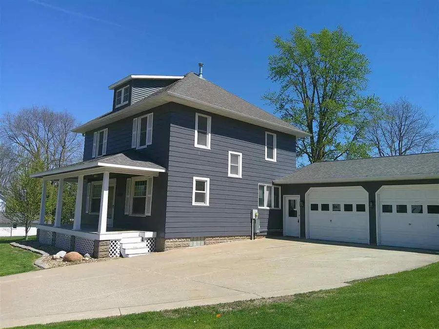 618 Washington St, Victor, IA 52347 - #2