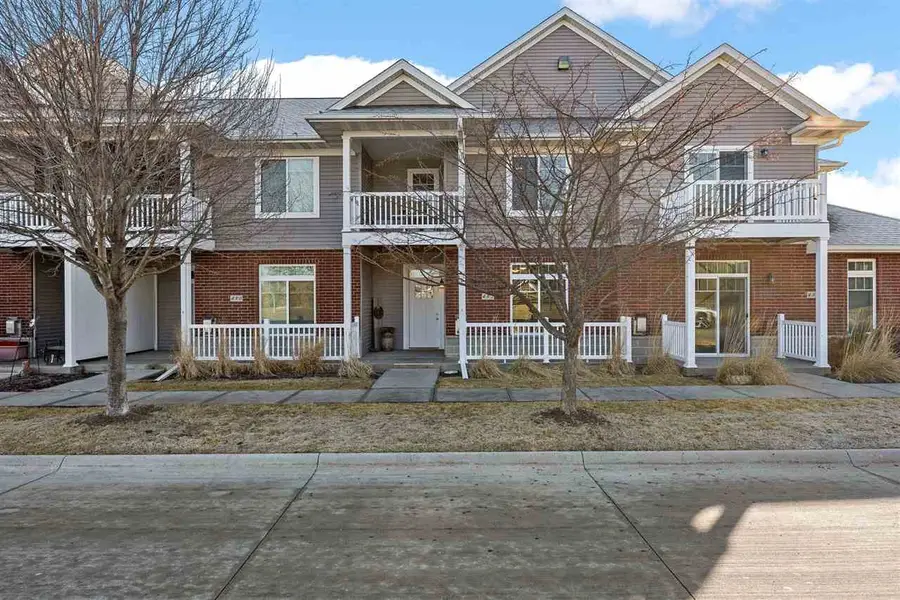 482 Charlotte Ln, Iowa City, IA 52245 - #2