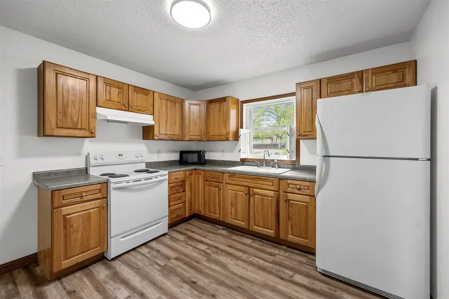 508 6th Street, Coralville, IA 52241 - #3