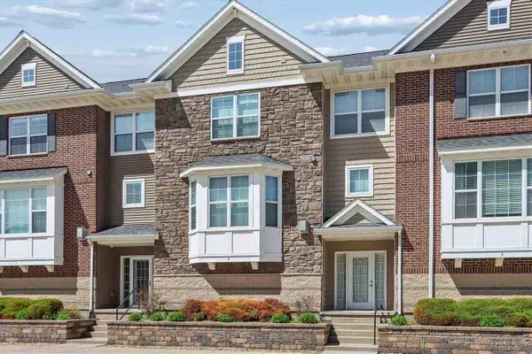 420 3rd Ave, Coralville, IA 52241