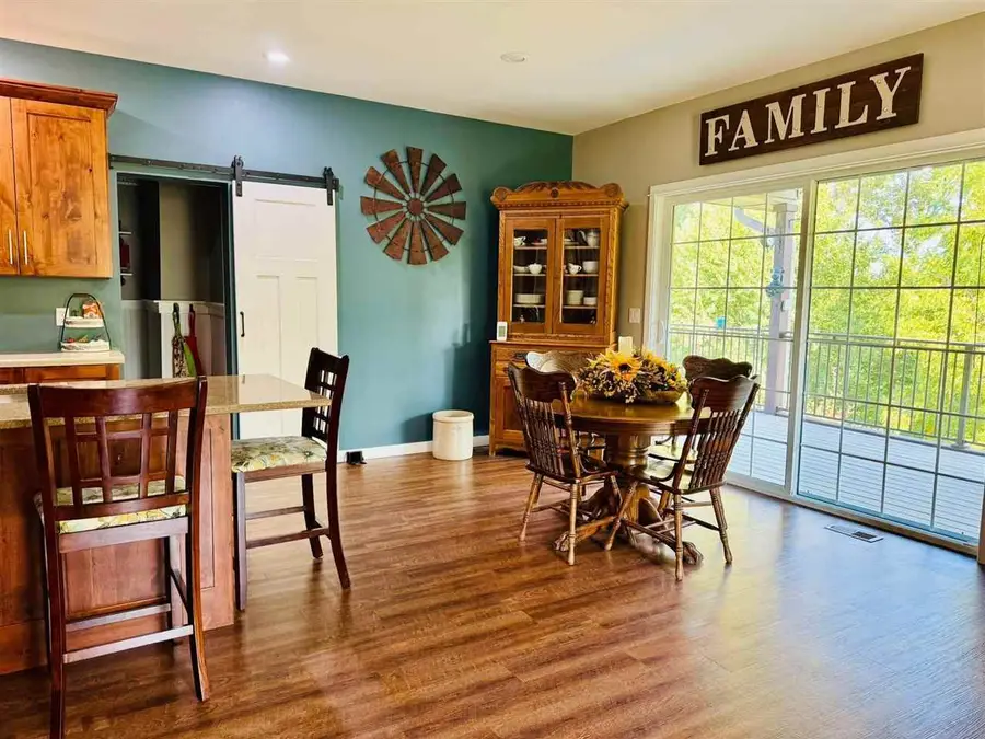 2575 58th, Vinton, IA 52349 - #3