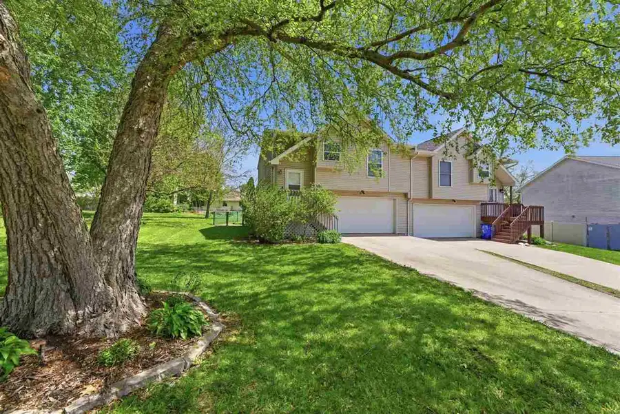 682 Emily St, North Liberty, IA 52317 - #2