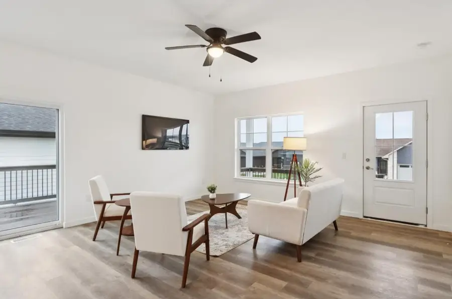 4006 Unbridled Ave, Iowa City, IA 52240 - #3