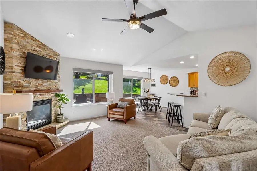 197 Rogers Drive, Williamsburg, IA 52361 - #3
