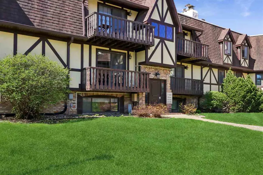 1512 1st Avenue, Coralville, IA 52241 - #3