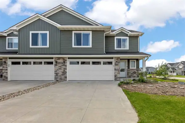 765 Brook Ridge Avenue, North Liberty, IA 52317