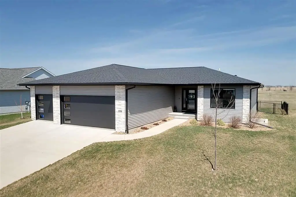 1550 Franklin St, North Liberty, IA 52317 - #1