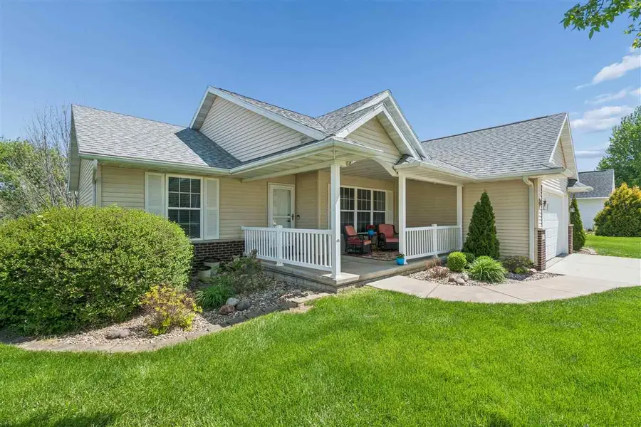 130 SW Orchard Street, Swisher, IA 52338 - #2
