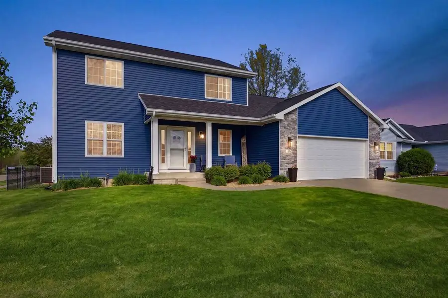 3516 Prairie Creek Rd SW, Cedar Rapids, IA 52404 - #3