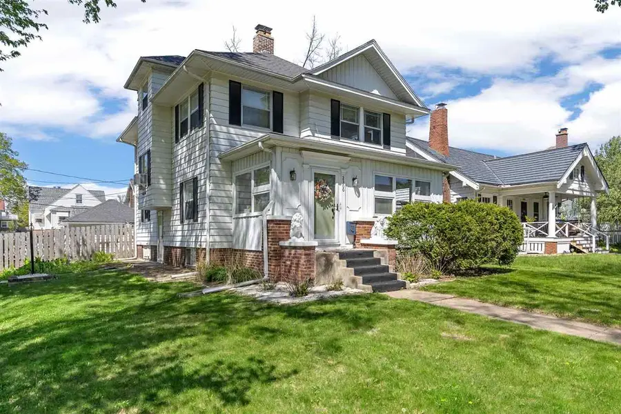 2300 4th Ave SE, Cedar Rapids, IA 52403 - #2