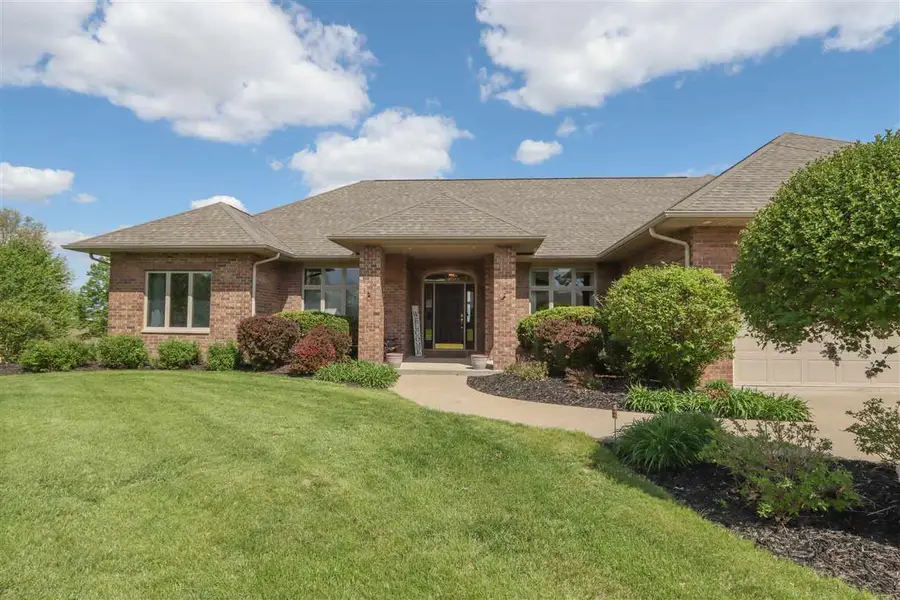 820 S 15th Avenue, Washington, IA 52353 - #2