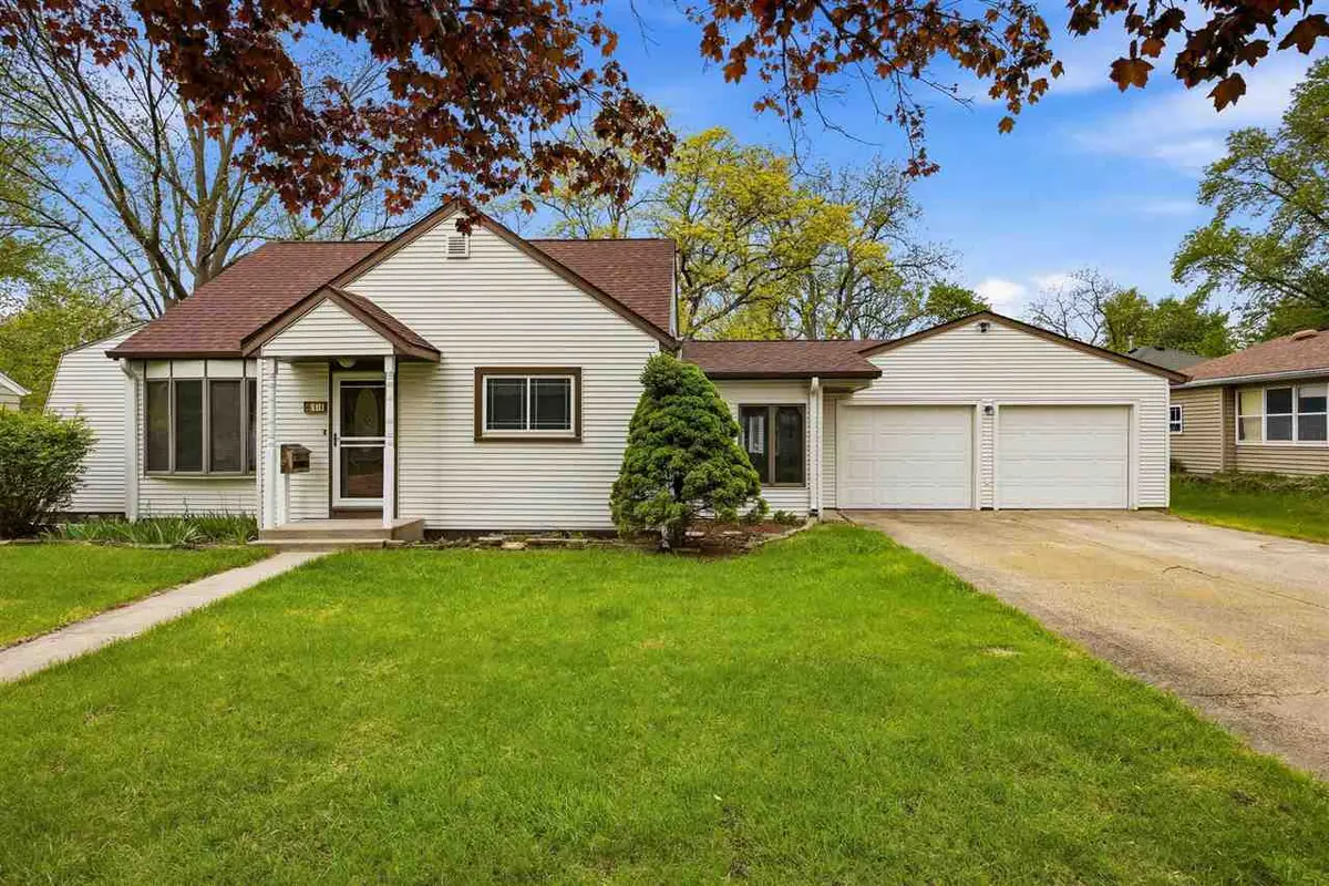 611 3rd Avenue, Iowa City, IA 52245 - #1