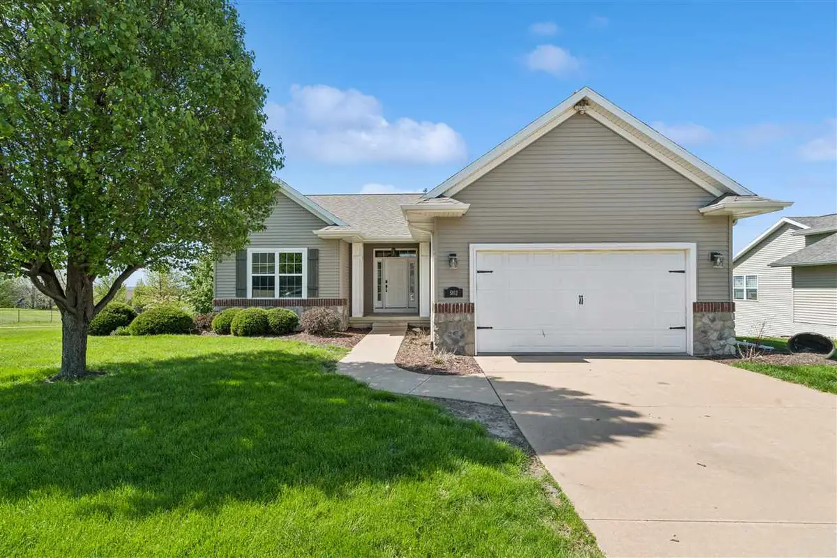 5012 SW Hay Field Court, Cedar Rapids, IA 52404 - #1