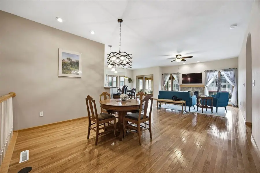 1628 Baldwin LN, Iowa City, IA 52240 - #2