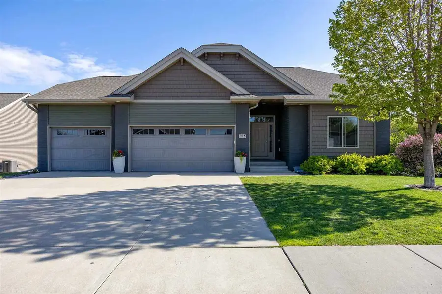 702 Raymond Drive, Solon, IA 52333 - #2