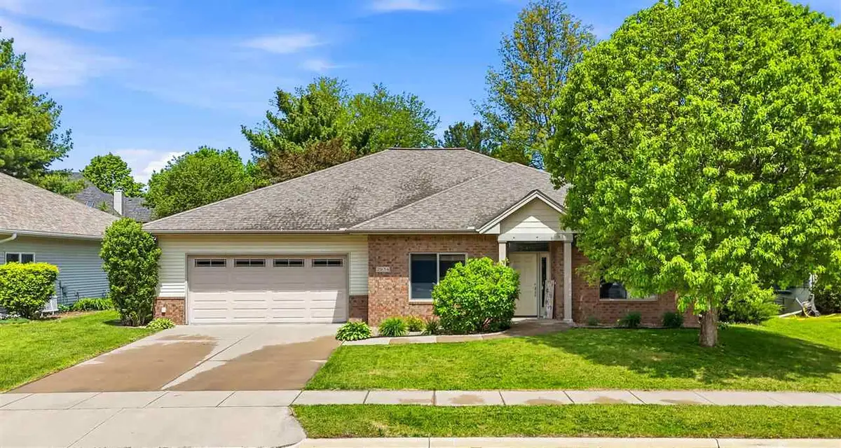 2934 Sterling Dr., Iowa City, IA 52240 - #1