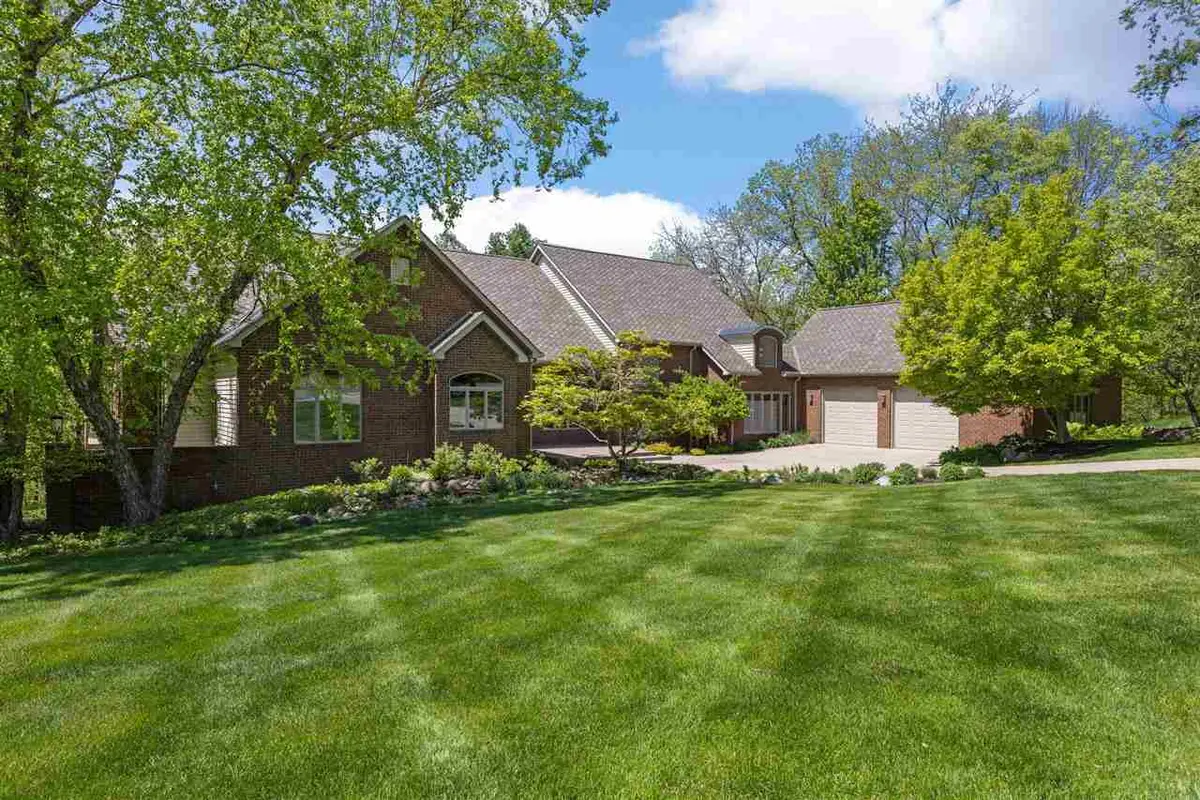 4181 Rose Bluff Cir NE, Iowa City, IA 52240 - #1