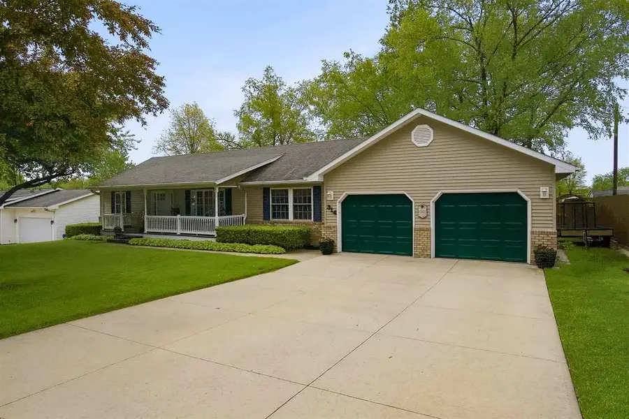 314 Sycamore St, Riverside, IA 52327 - #3