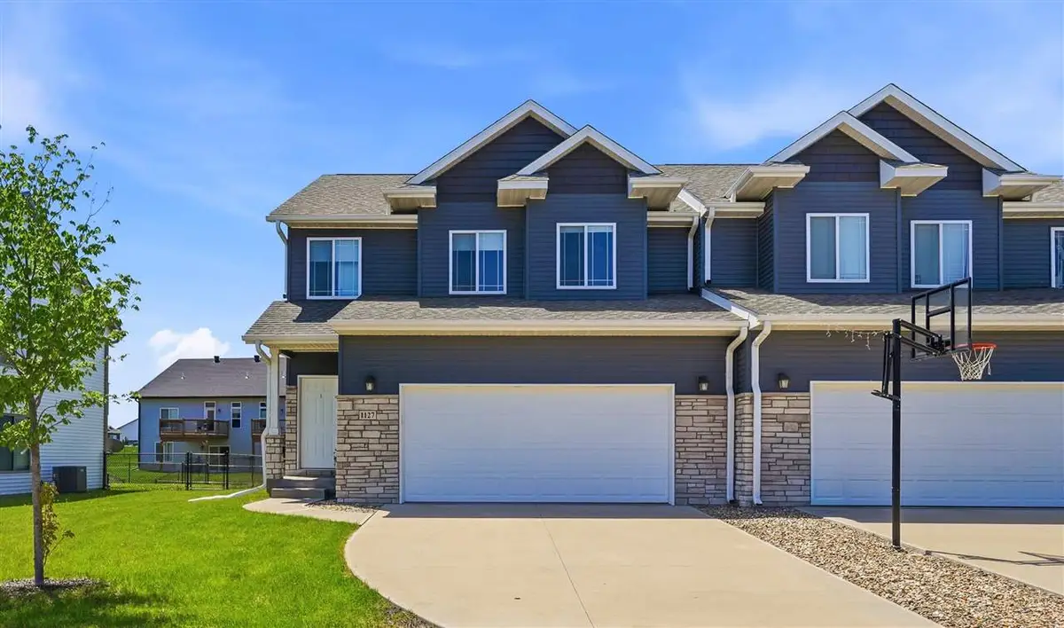 1127 Mary Ln, North Liberty, IA 52317 - #1