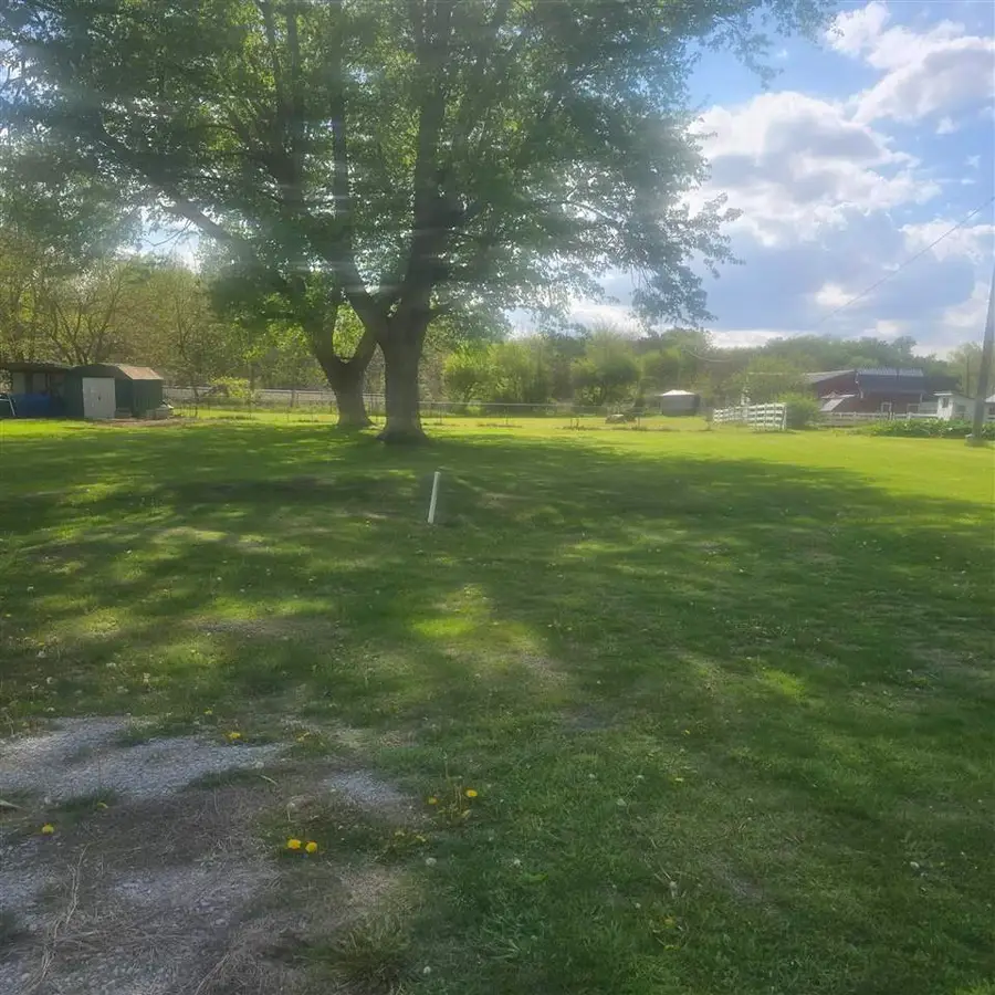 111 N High Avenue, Oxford, IA 52322 - #3