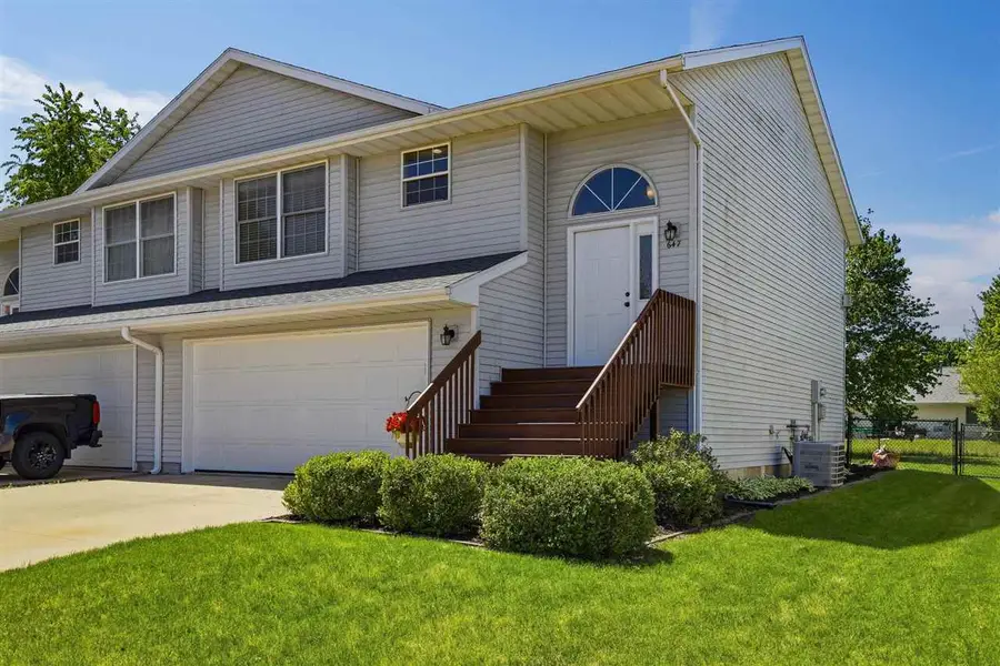 647 Andy Ct., North Liberty, IA 52317 - #2