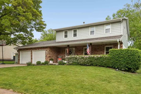 1026 Village Green Blvd, Iowa City, IA 52240