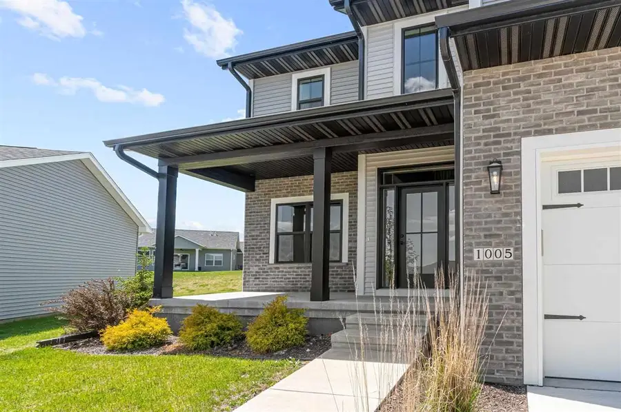 1005 Thomas Cir, Tiffin, IA 52340 - #3