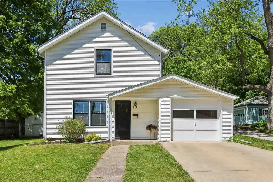 918 Ginter Ave, Iowa City, IA 52240 - #3