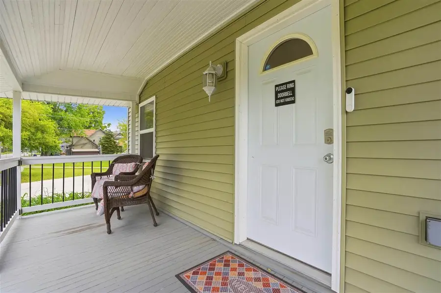 420 S Avenue C, Washington, IA 52353 - #3