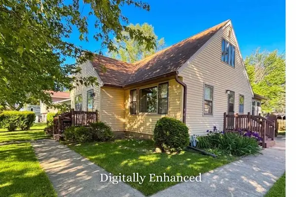 829 Timberline Rd, Monticello, IA 52310