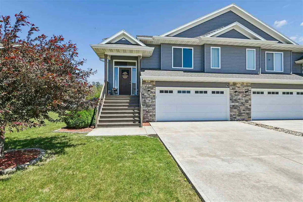 710 Brook Ridge Ave, North Liberty, IA 52317 - #1