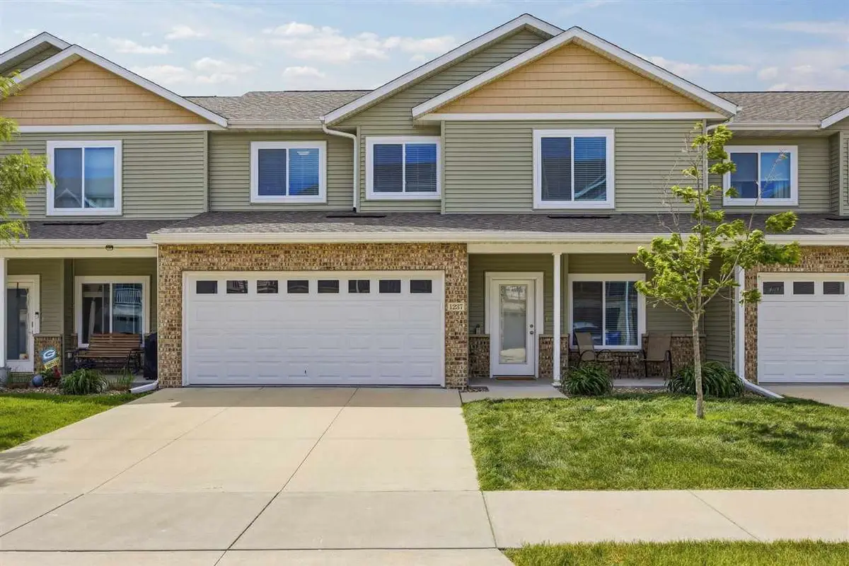 1237 Ronald Way, North Liberty, IA 52317 - #1