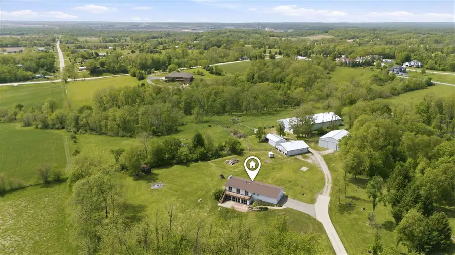 10611 Hawks Haven Rd, Cedar Rapids, IA 52411 - #3