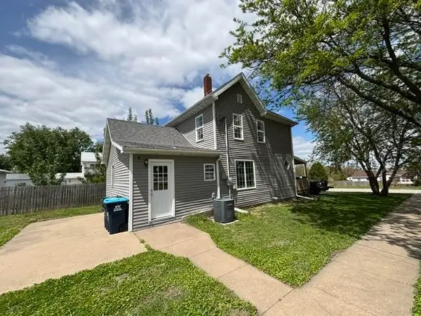 411 E Jayne St., Lone Tree, IA 52755