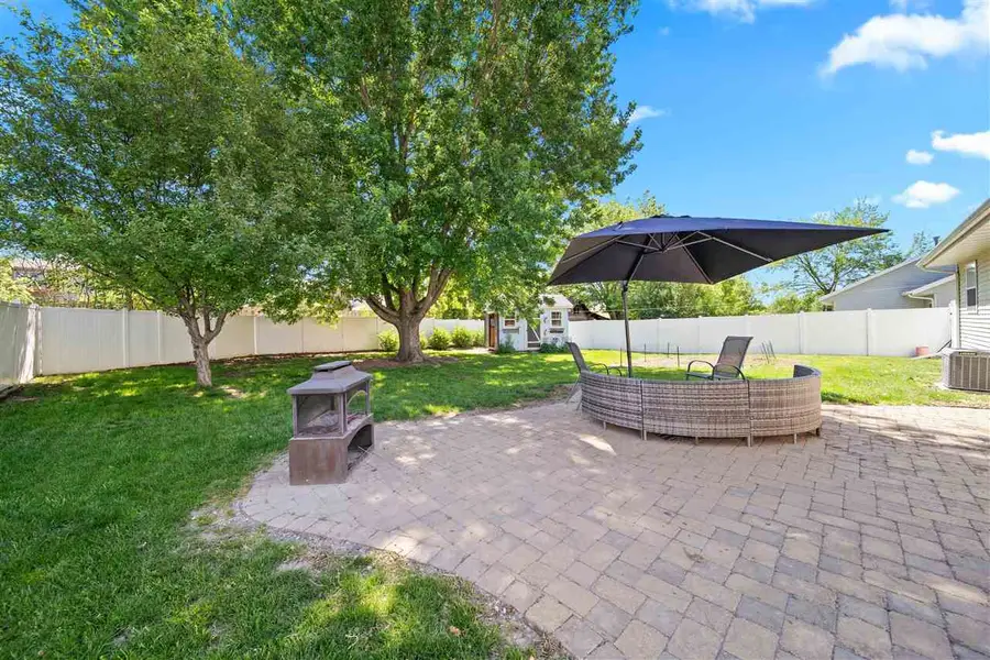 110 Elm Ridge Dr, North Liberty, IA 52317 - #3