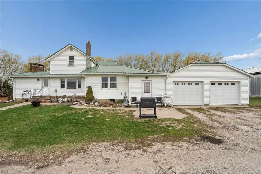 1317 68th St, Keystone, IA 52249 - #2
