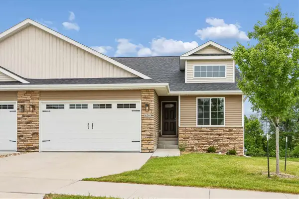 620 Creekside Drive, Tiffin, IA 52340