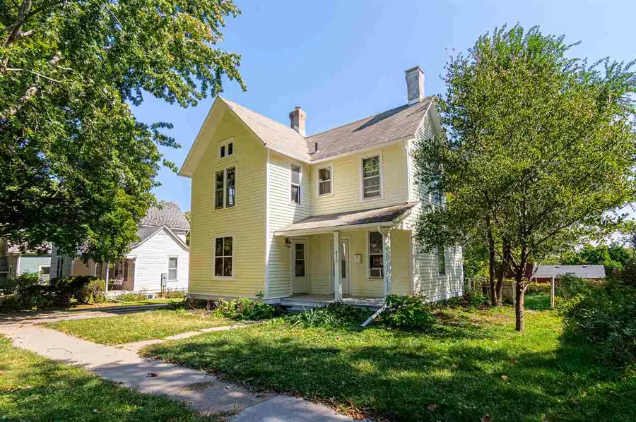 822 Roosevelt St., Iowa City, IA 52245 - #2