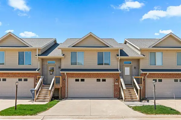 205 Will Dr, Solon, IA 52333
