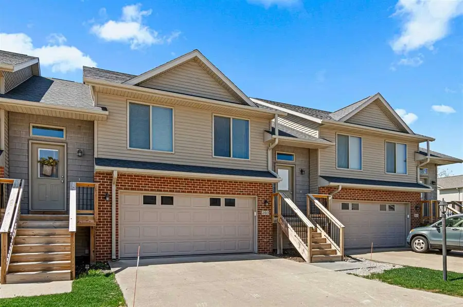 205 Will Dr, Solon, IA 52333 - #2