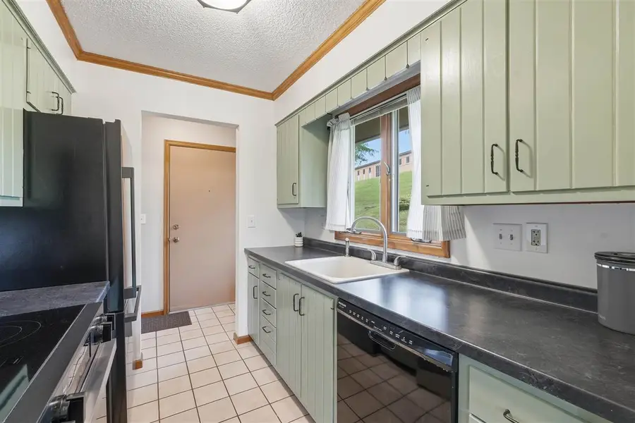 1732 Pikes Peak Court NE, Cedar Rapids, IA 52402 - #3